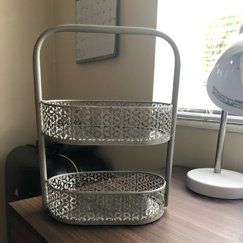 2 Tiered Storage Unit